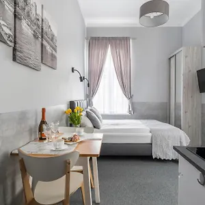  Hotel apartamentowy Primero Elegant Old Town